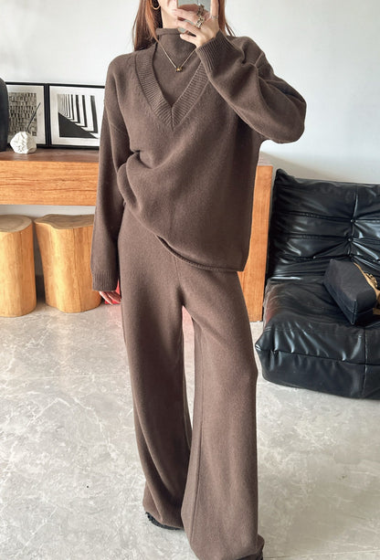 Brun NEW Knitted three-piece set