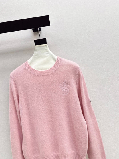 Monc NEW Crew neck sweater