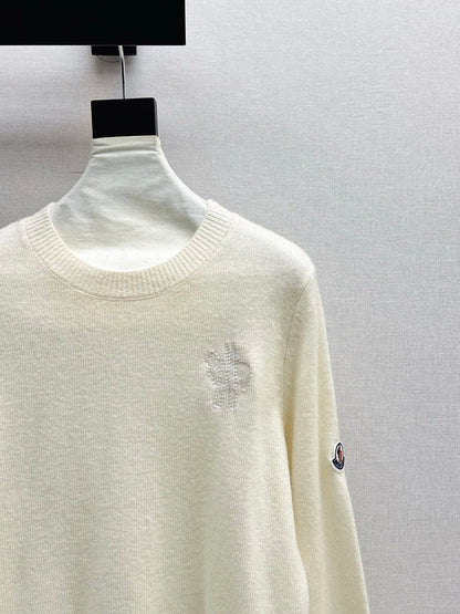 Monc NEW Crew neck sweater
