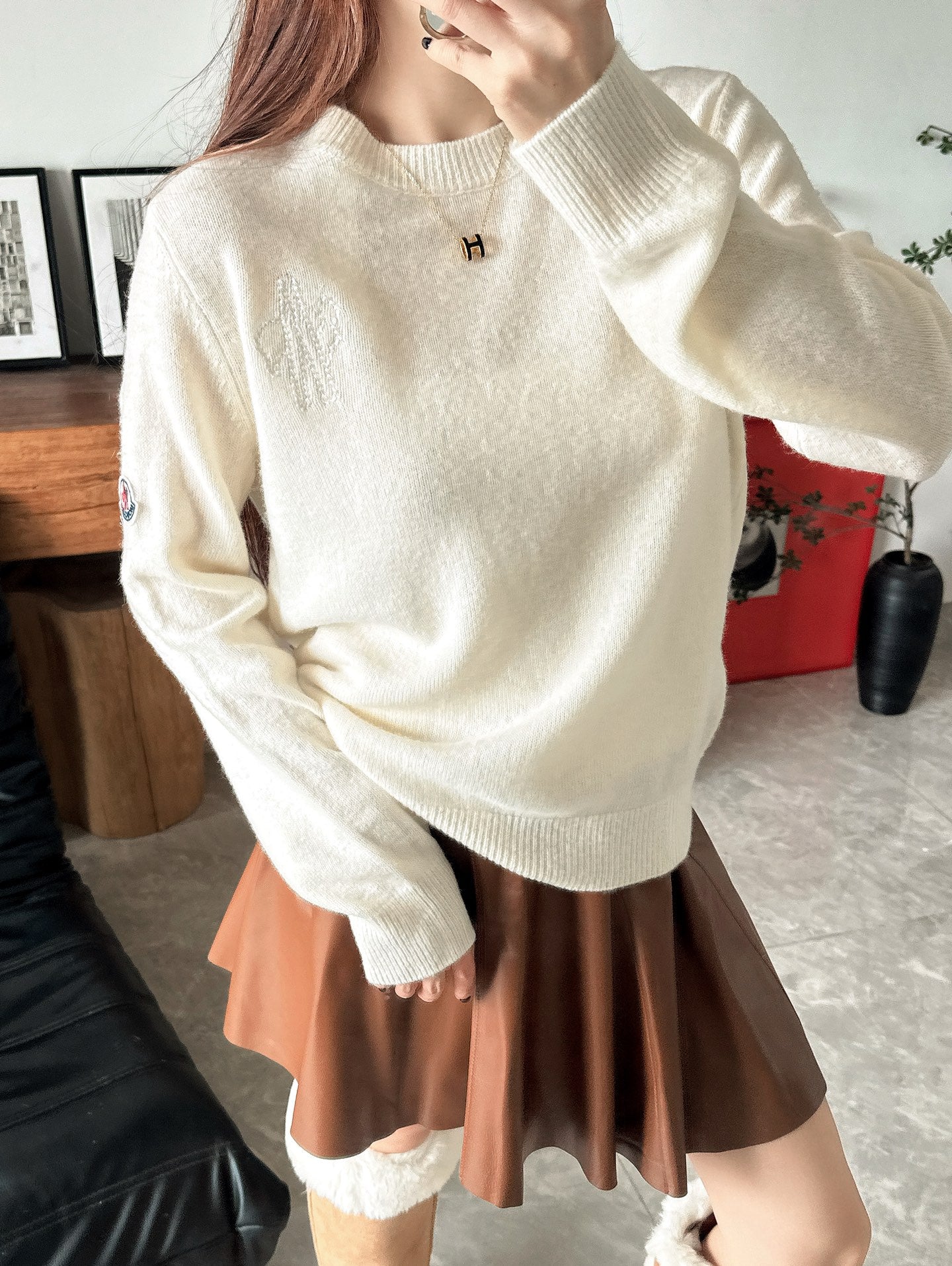 Monc NEW Crew neck sweater