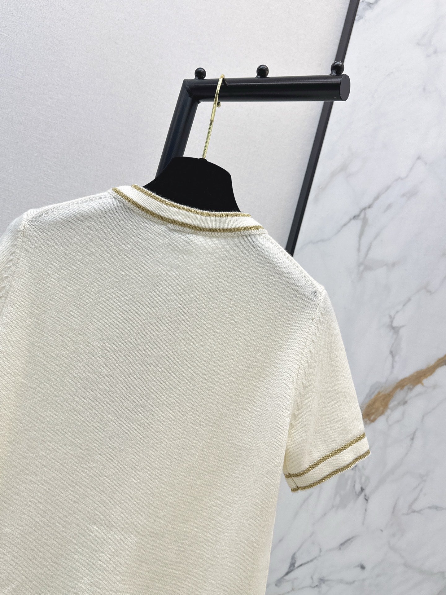 Chan NEW Short-sleeved knitted cardigan