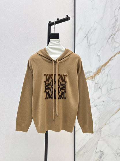 Max NEW hooded sweater