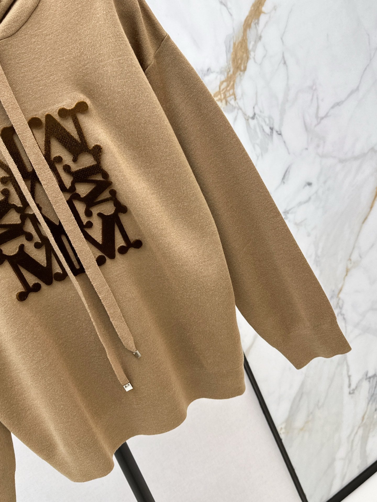 Max NEW hooded sweater