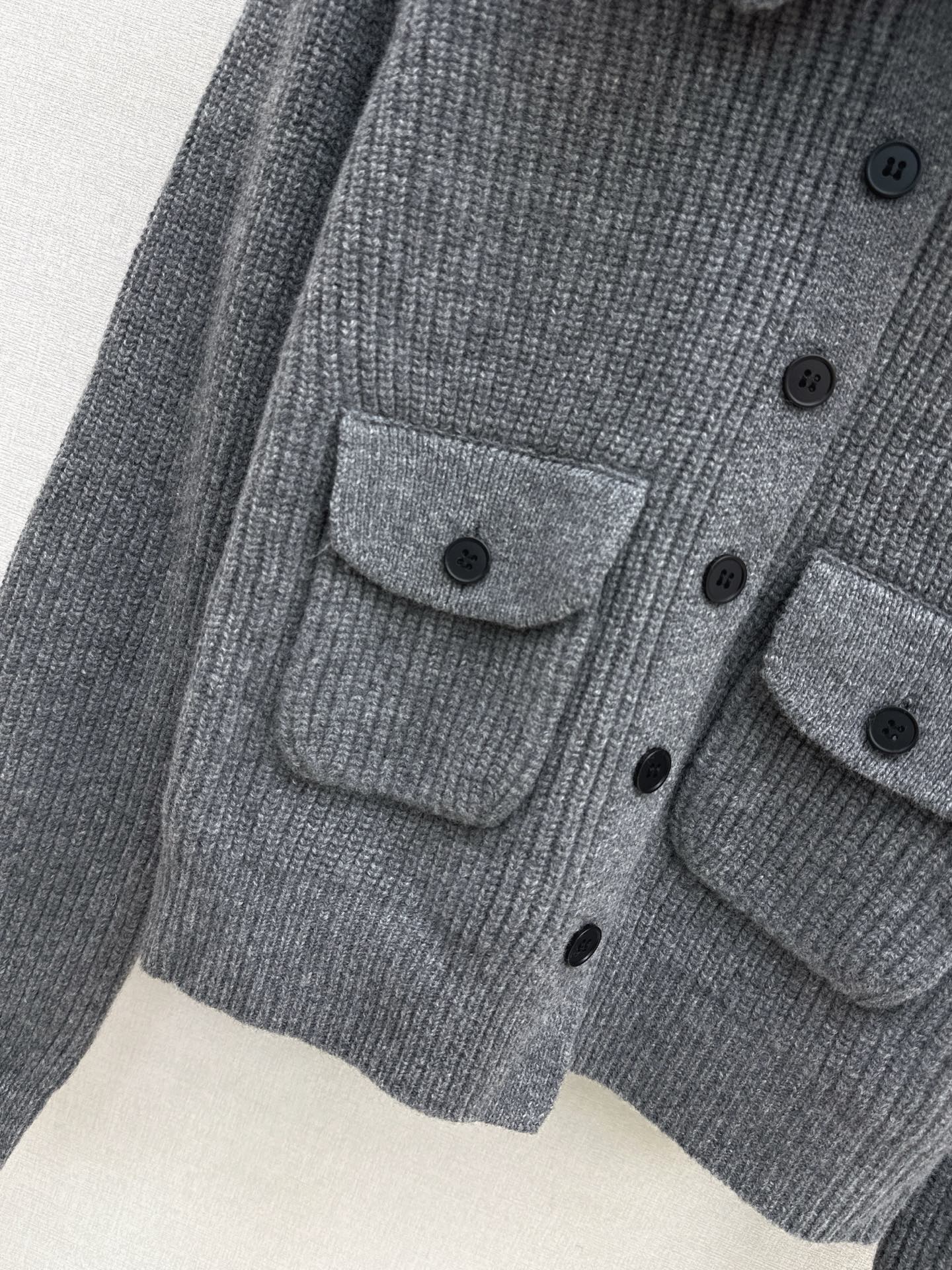 Fend NEW  wool cardigan jacket