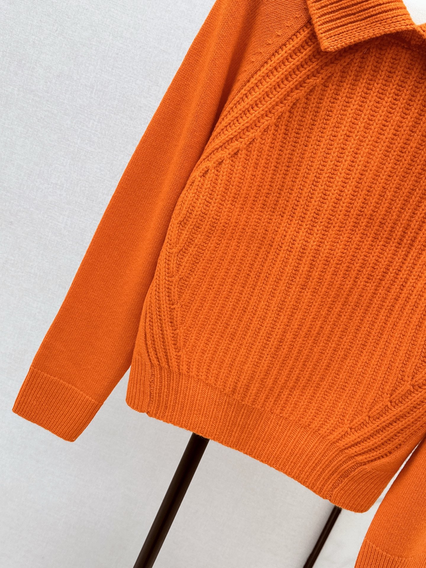 Monc NEW knitted sweater