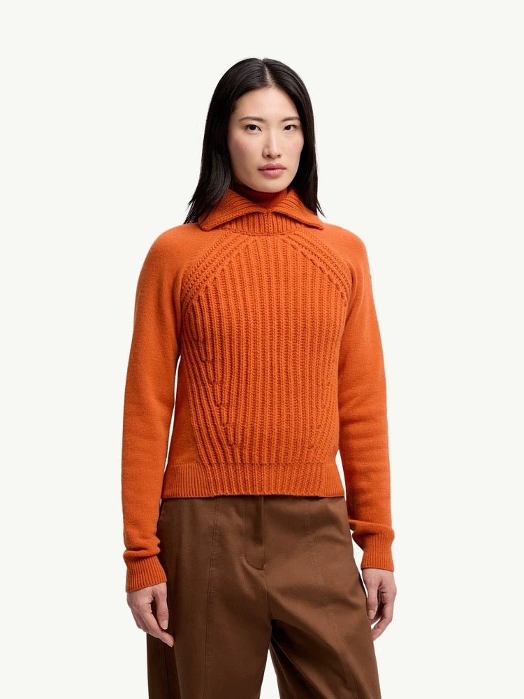 Monc NEW knitted sweater