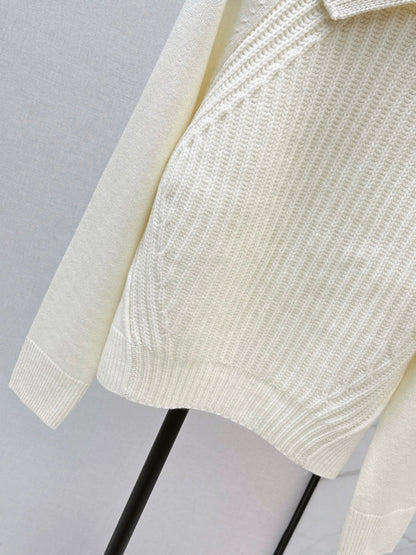 Monc NEW knitted sweater