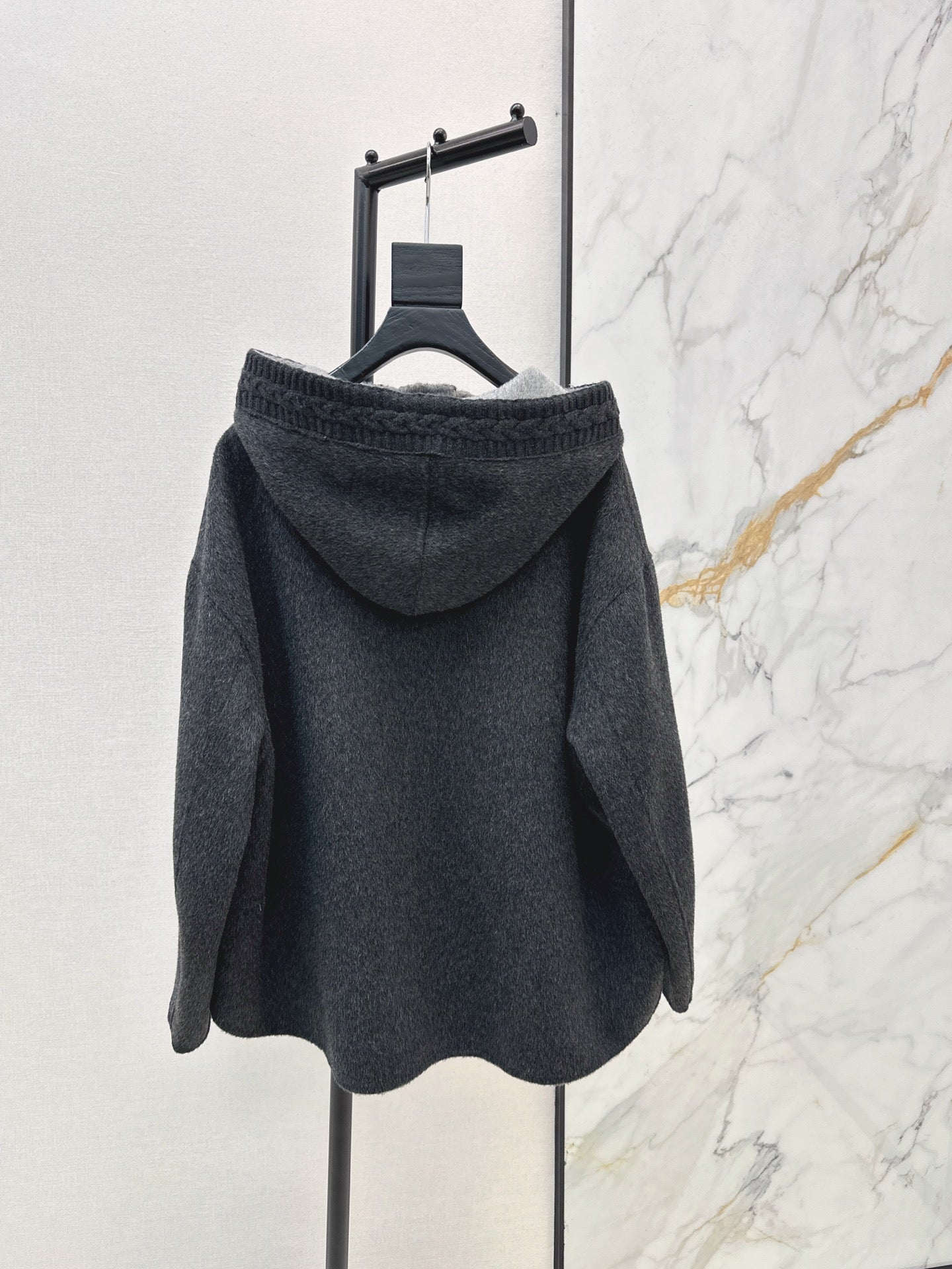 Loro NEW woolen coat