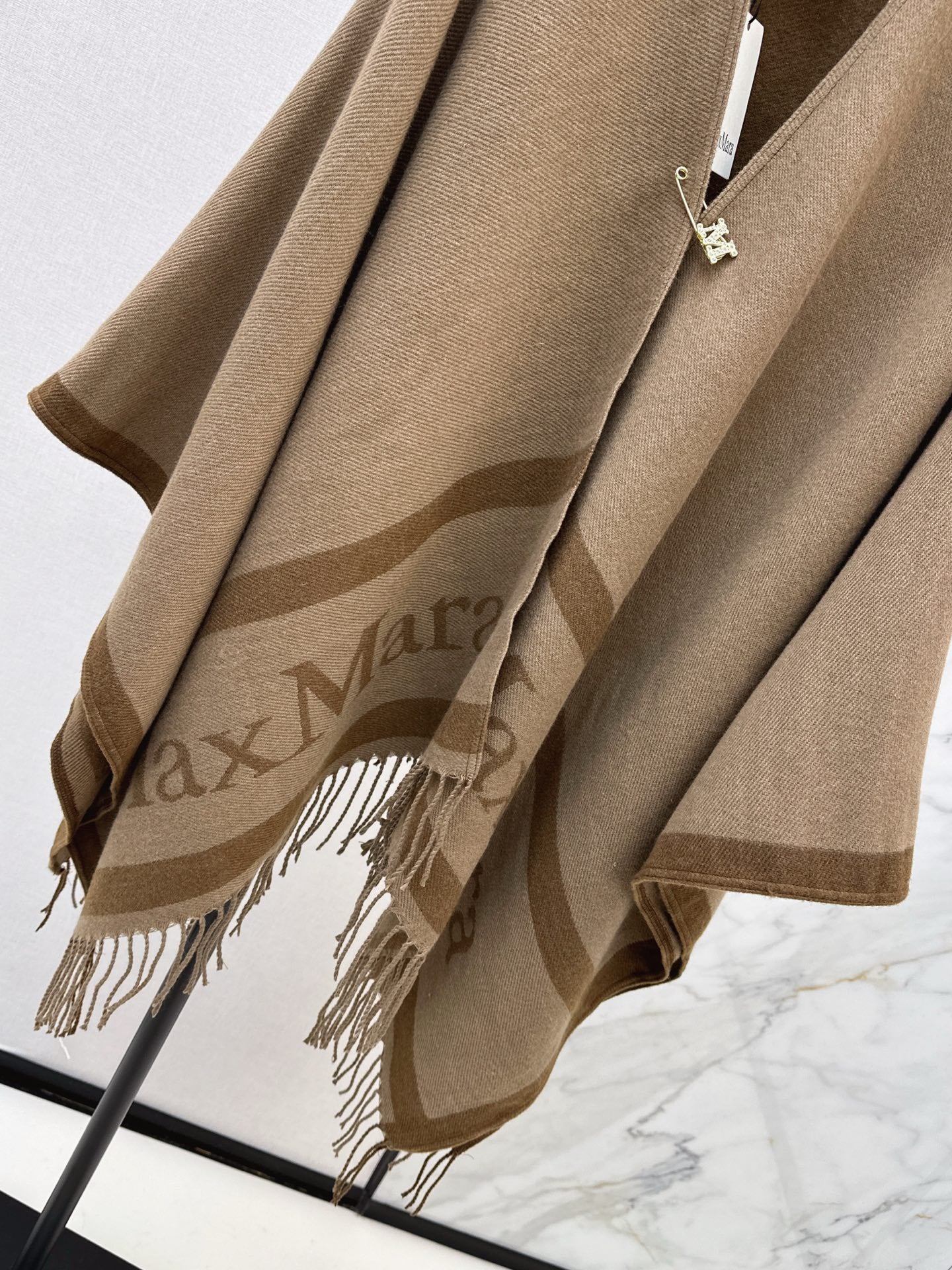 Max NEW wool shawl