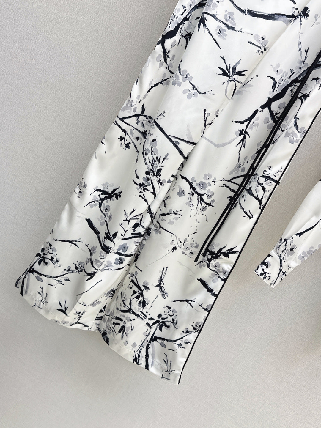 CD NEW printed pants