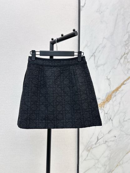 CD NEW woven skirt
