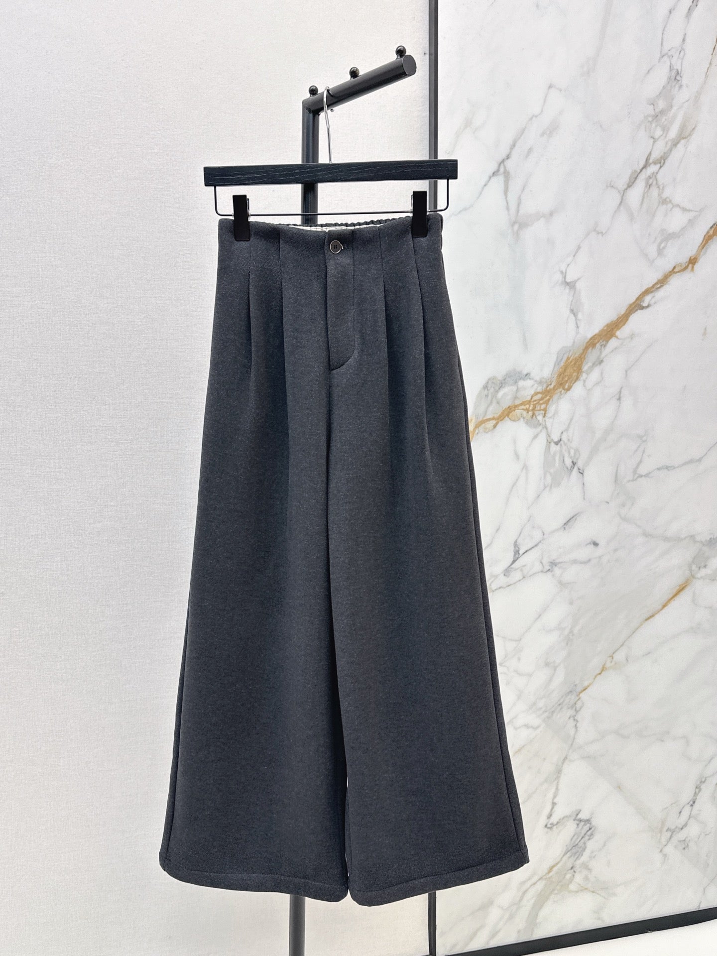 Brun NEW lined straight  pants