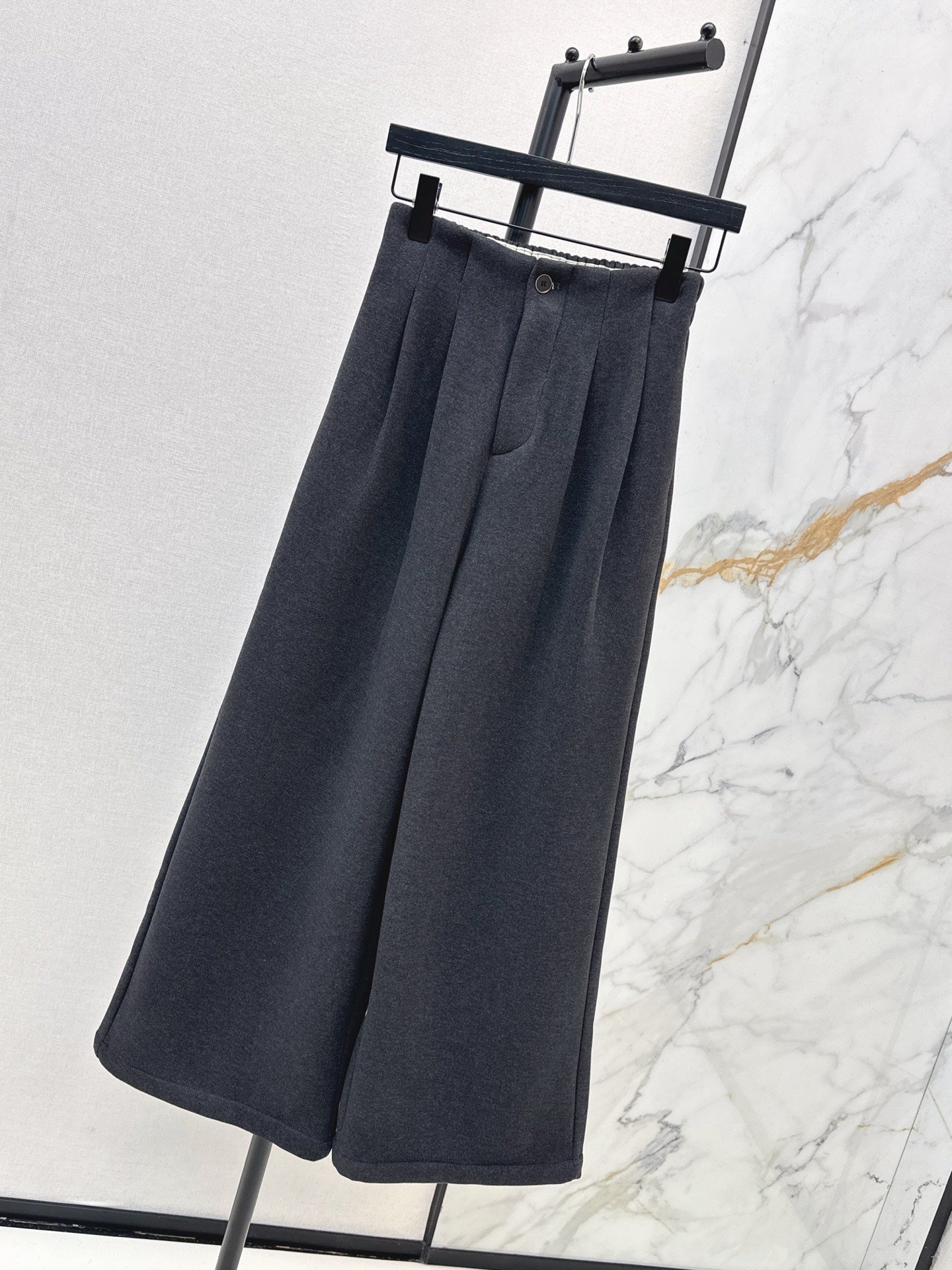 Brun NEW lined straight  pants