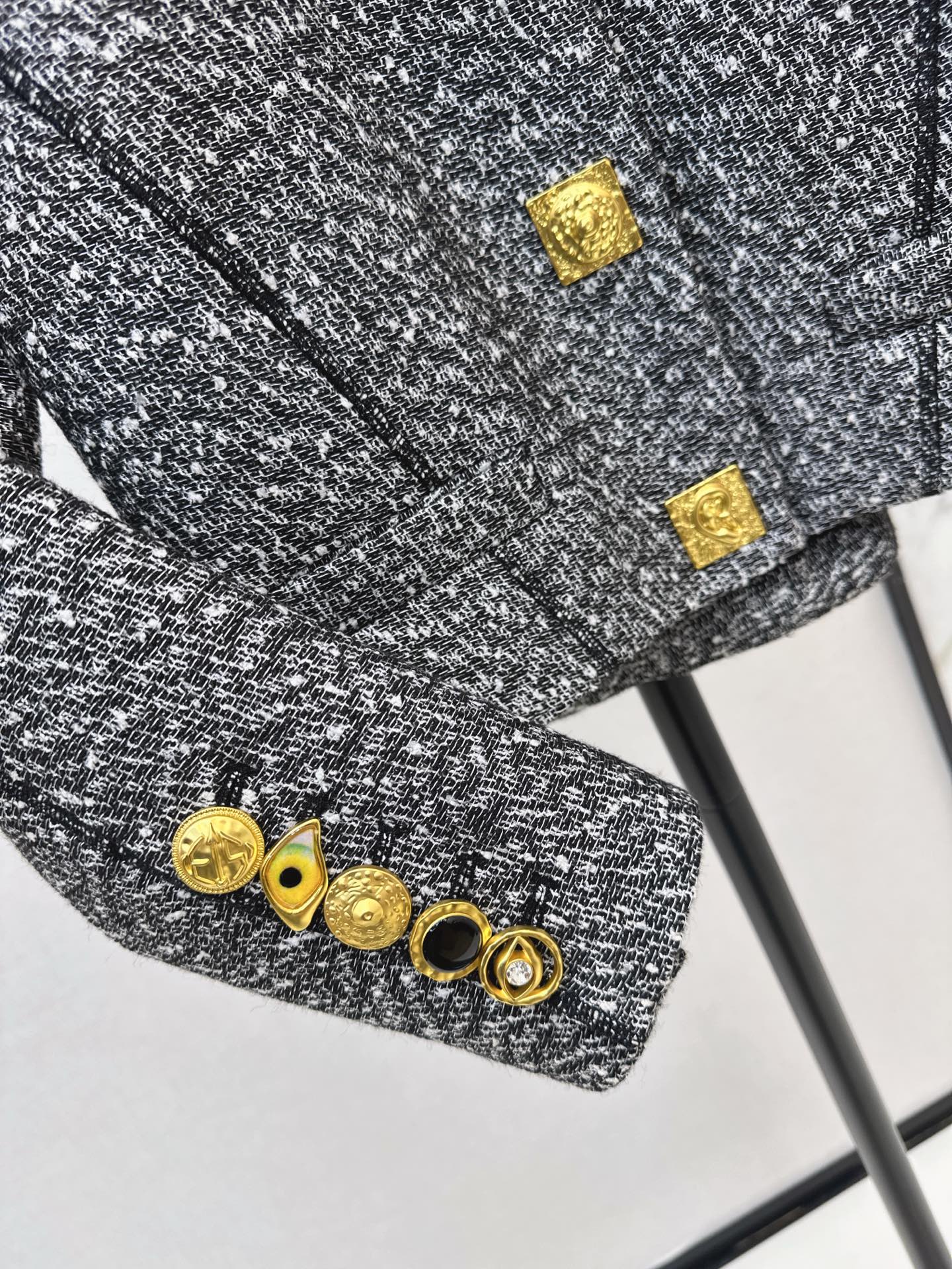 Schla NEW woven jacket