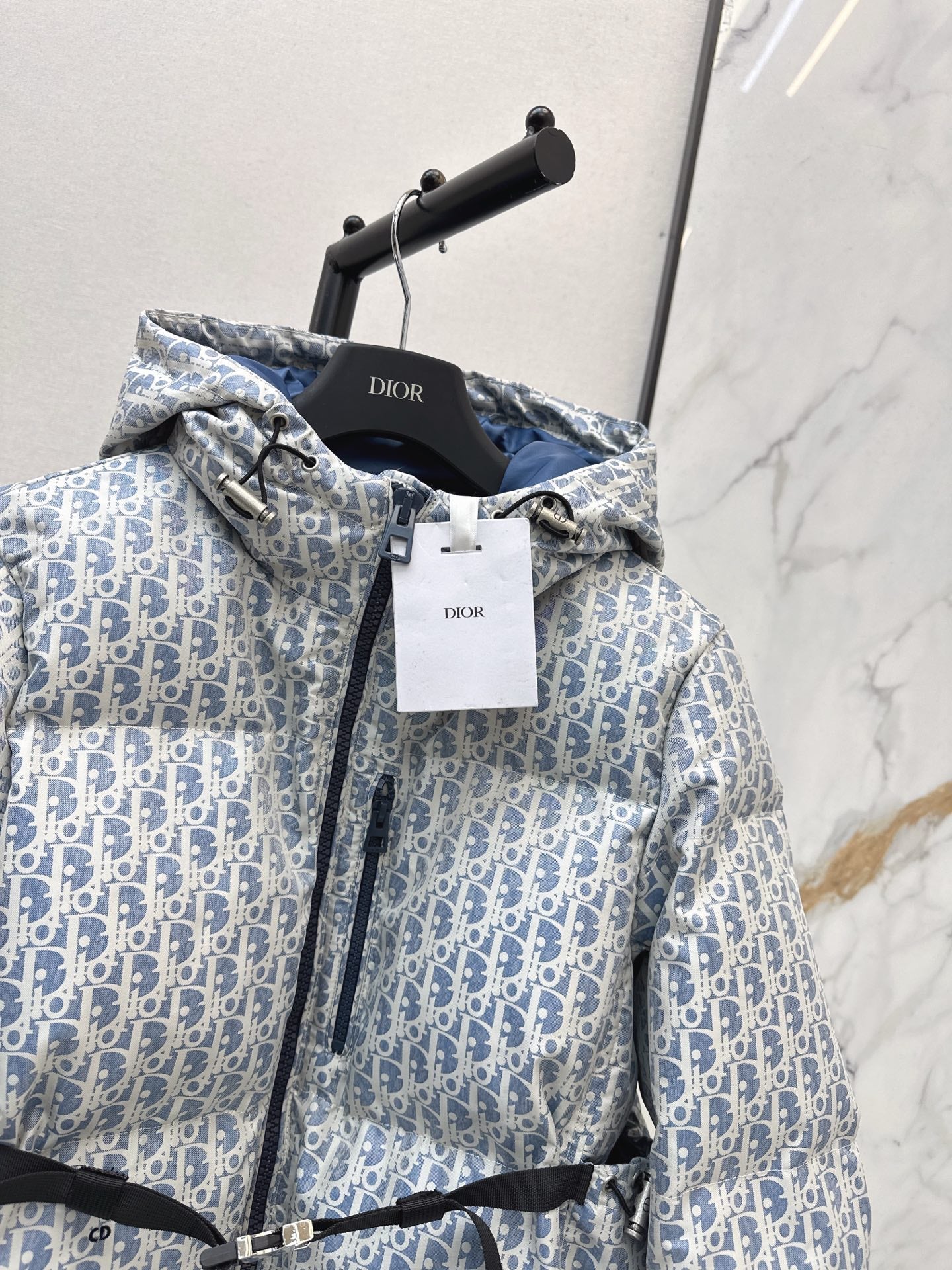 CD NEW Hooded down jacket