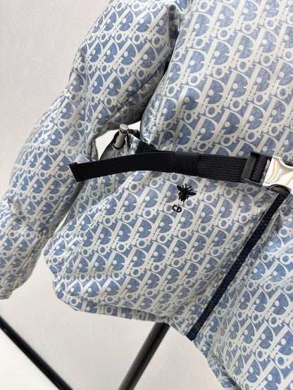 CD NEW Hooded down jacket