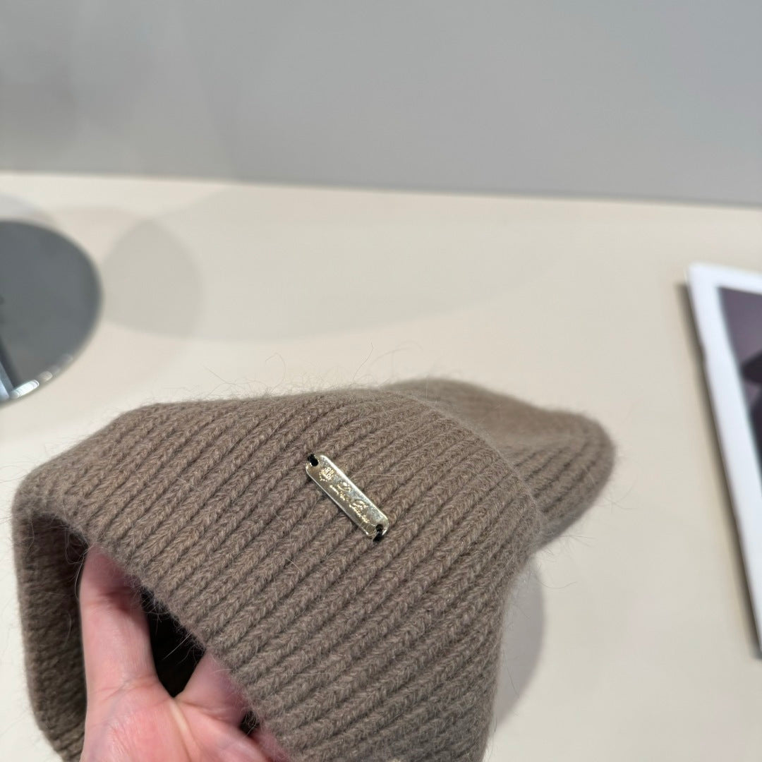 Loro New woolen hat