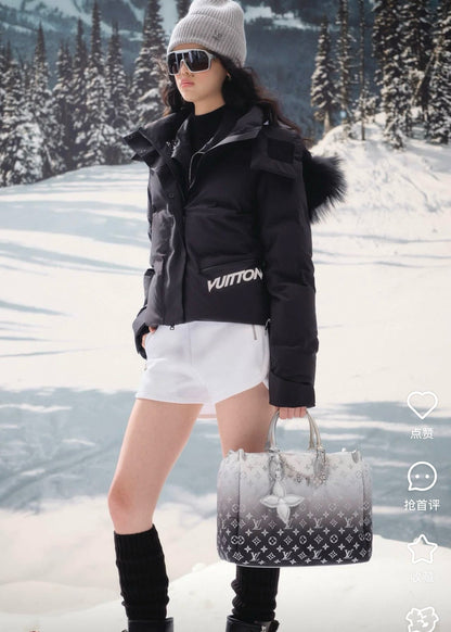 Louis NEW Hooded down jacket