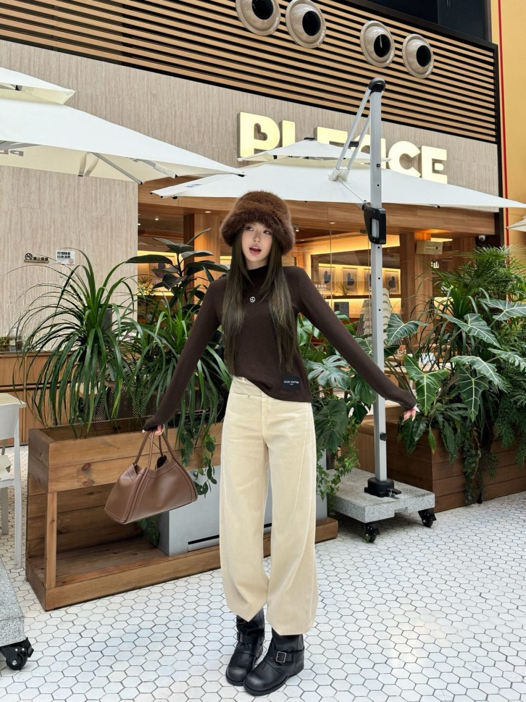 Louis NEW bottoming shirt