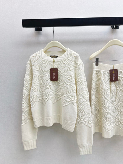 Loro NEW Jacquard sweater  skirt suit