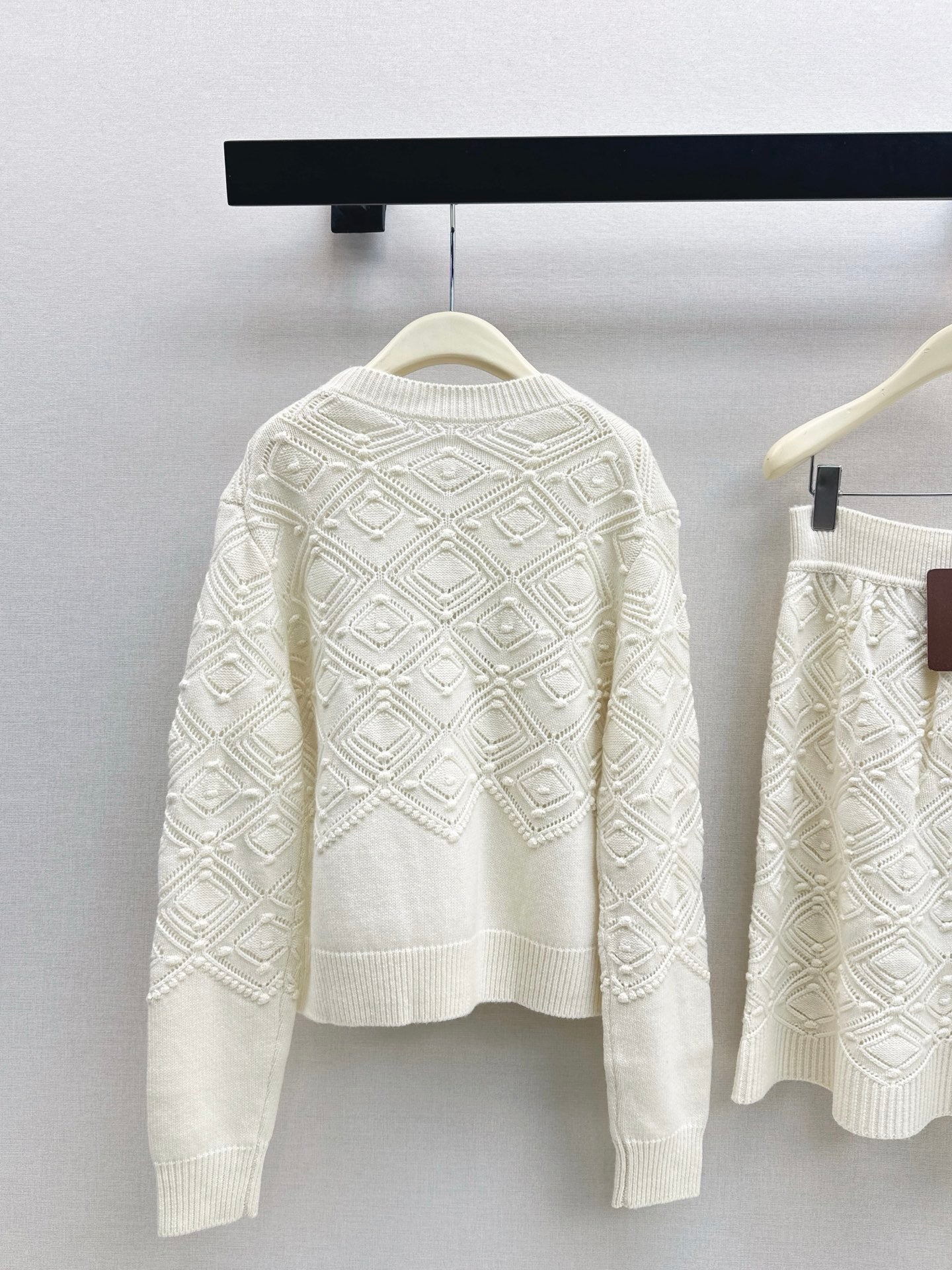 Loro NEW Jacquard sweater  skirt suit