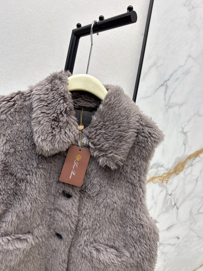 Loro NEW wool vest