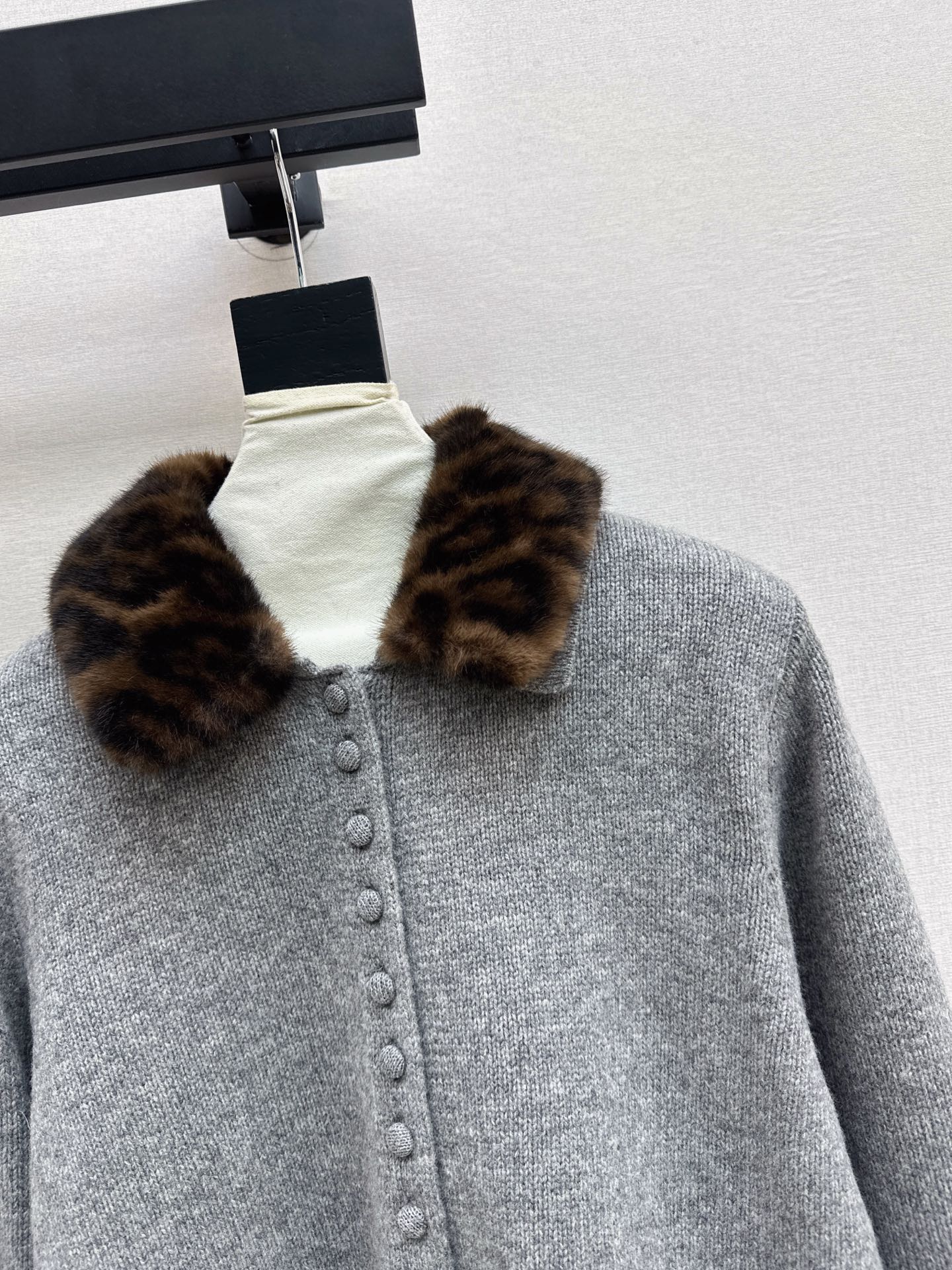 Miu NEW wool cardigan