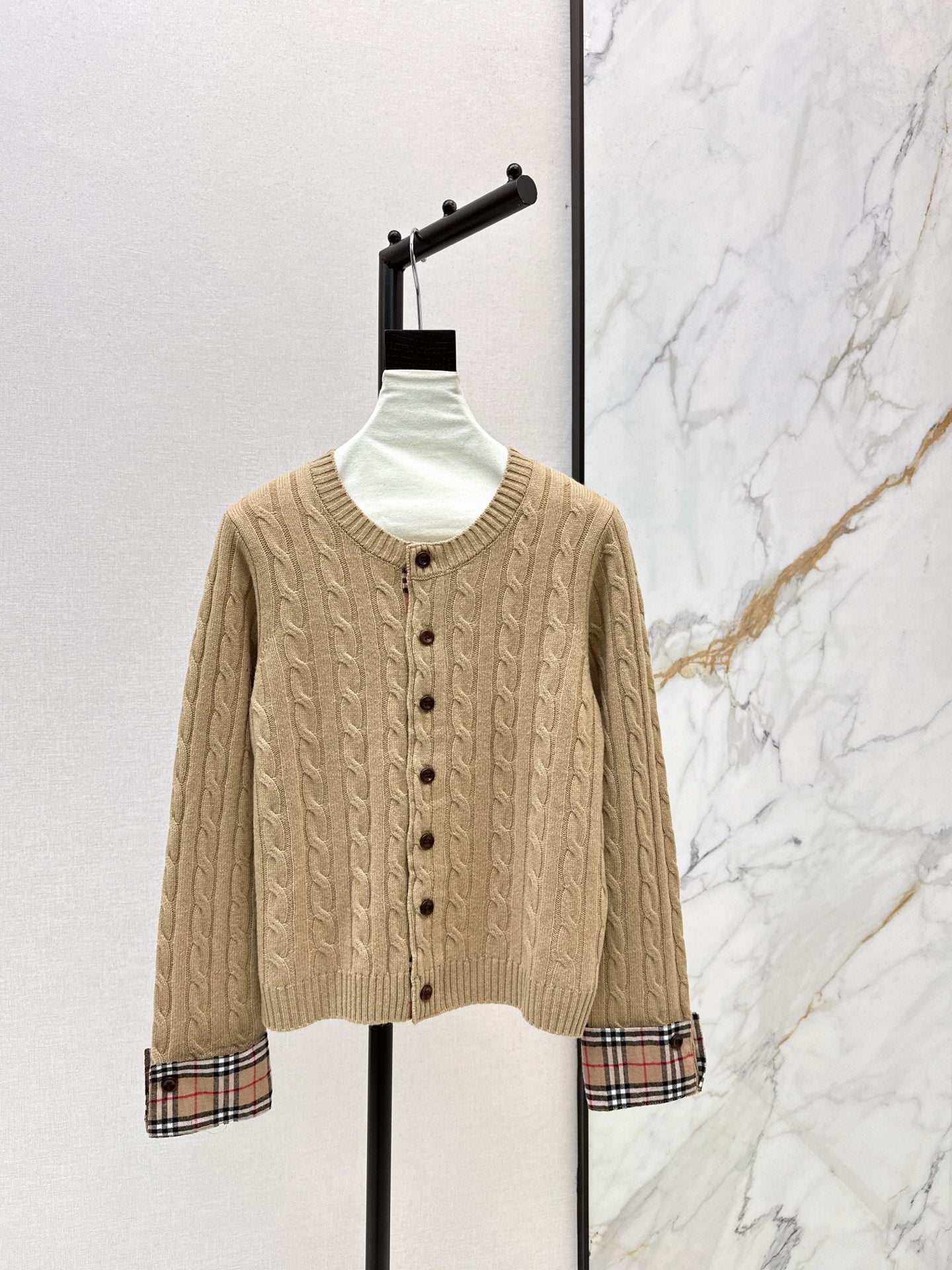 Brun NEW knitted cardigan