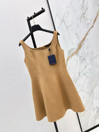 Louis NEW woolen dress