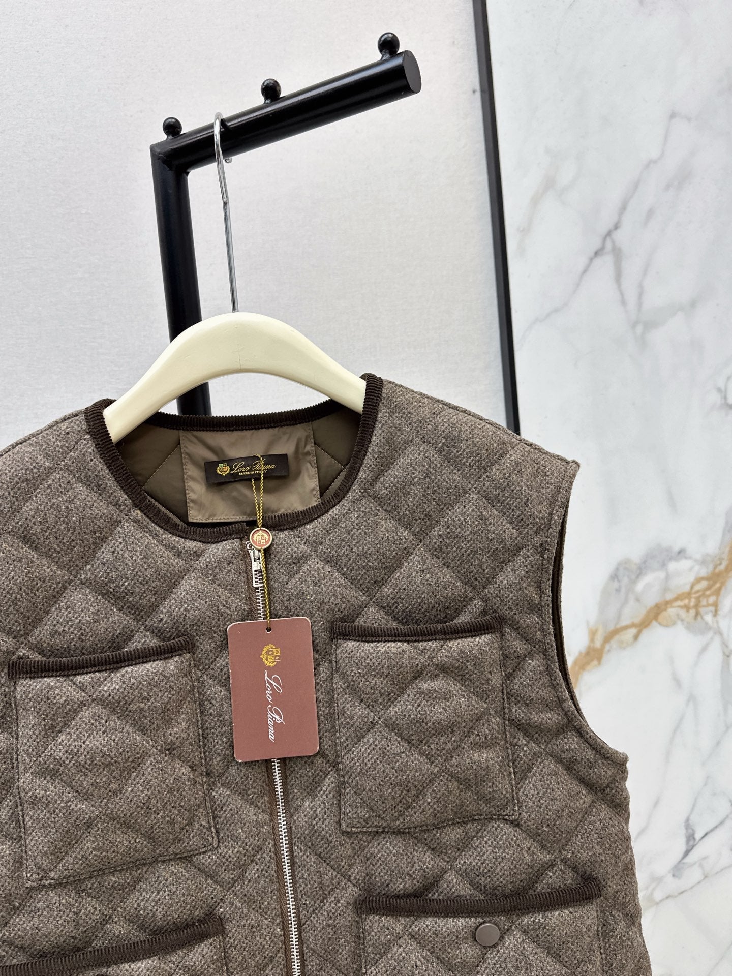 Loro NEW padded vest