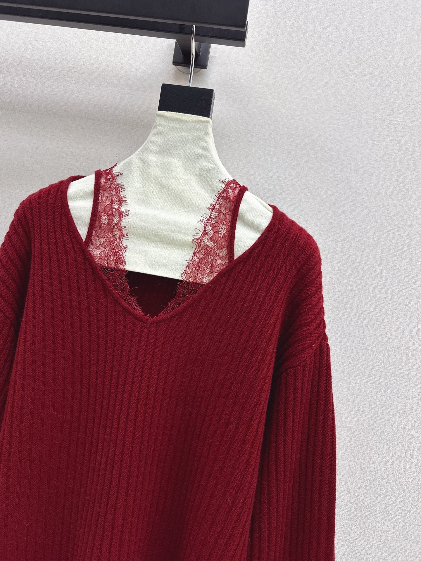 Es NEW lace patchwork sweater