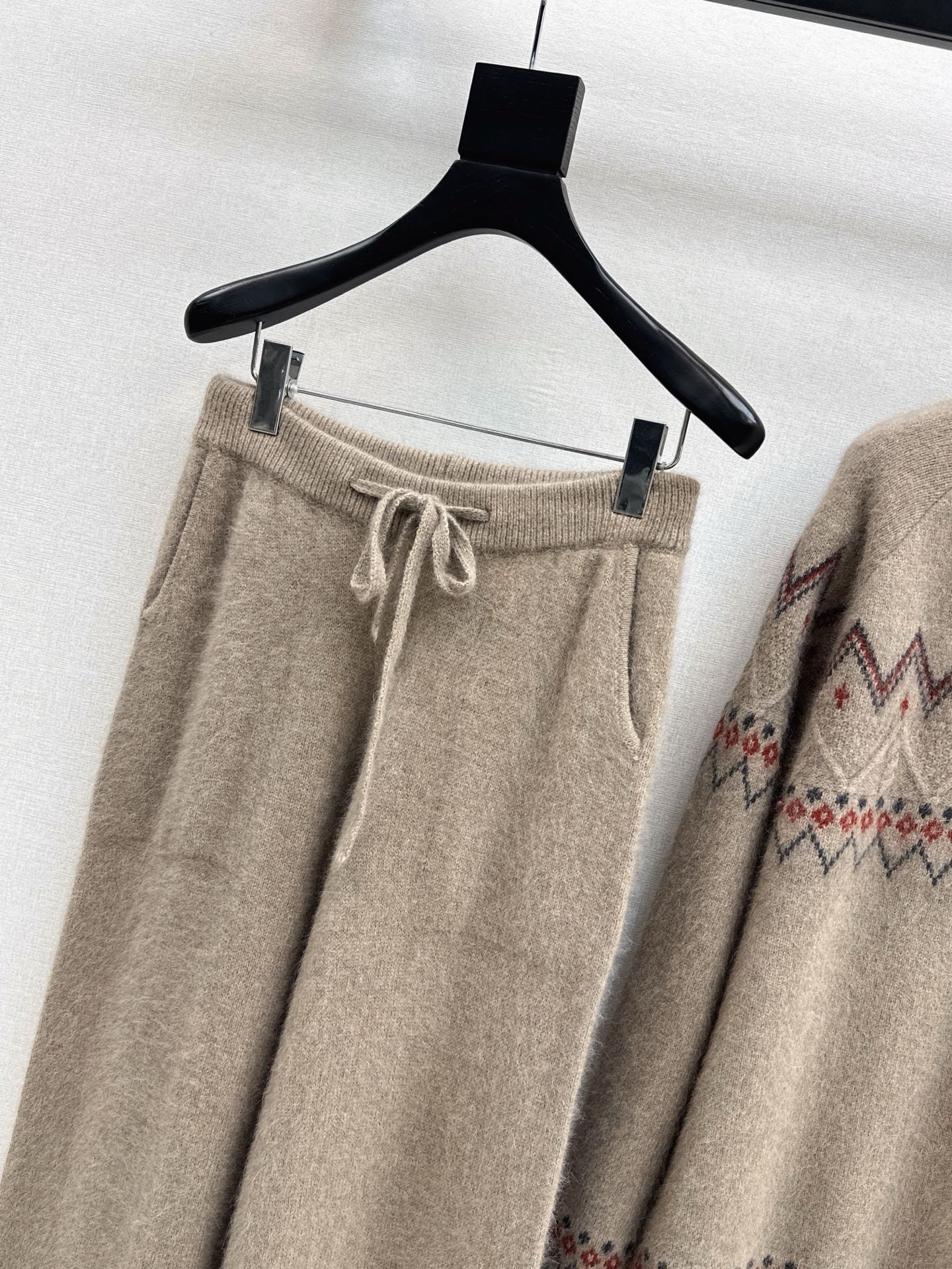 Loro NEW Knitted Fair Isle sweater  straight-leg pants suit