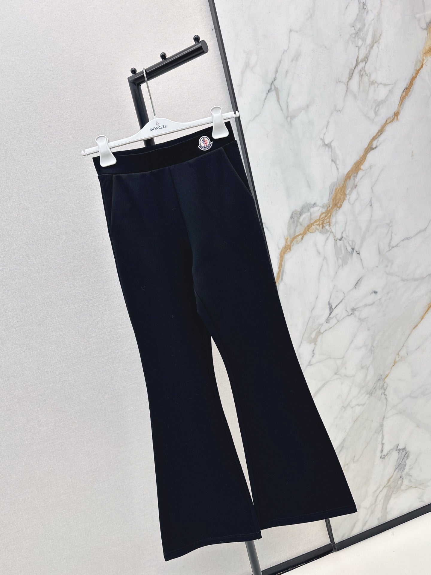 Monc NEW flared pants