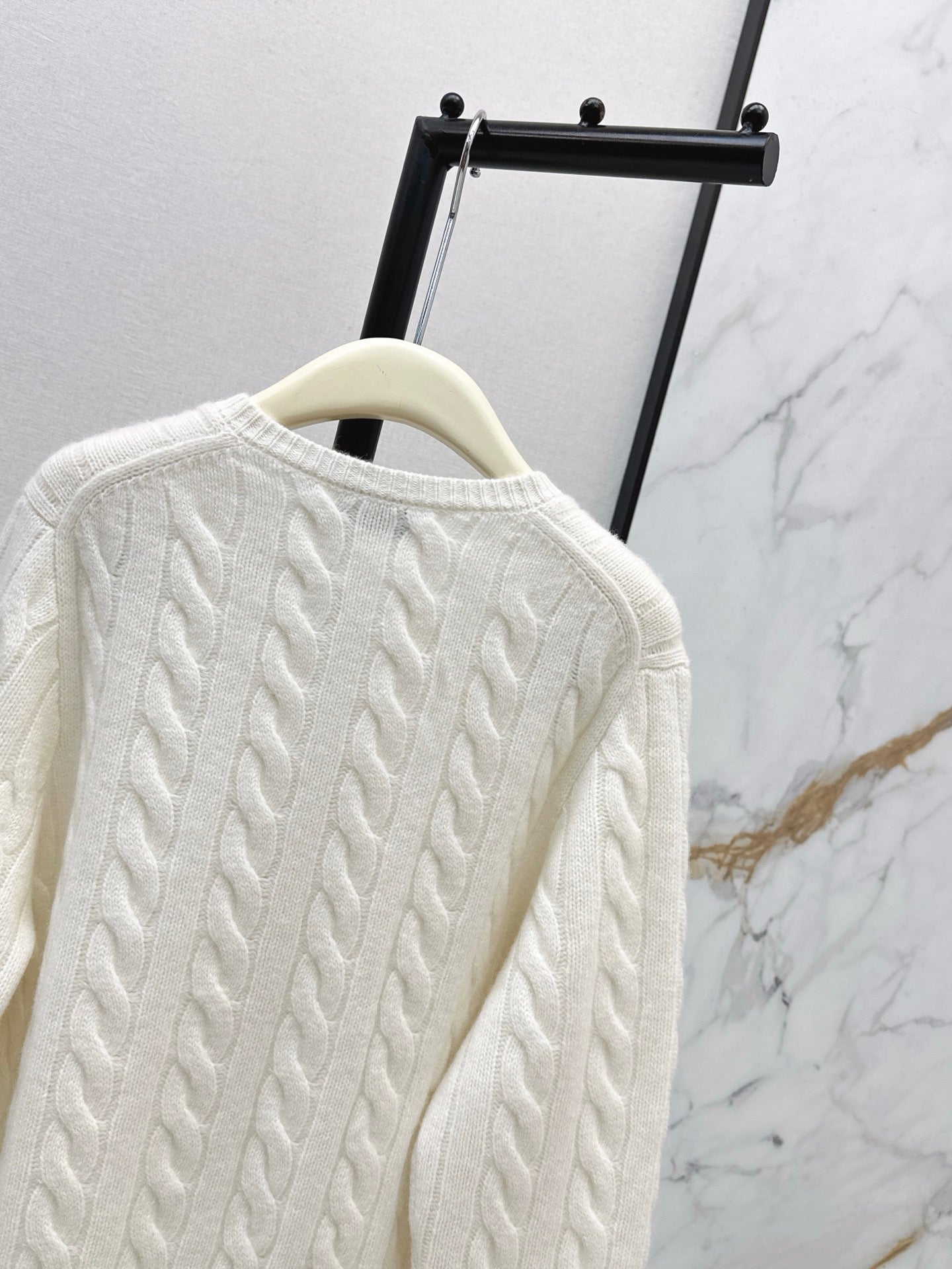 Ra1 NEW cashmere cardigan