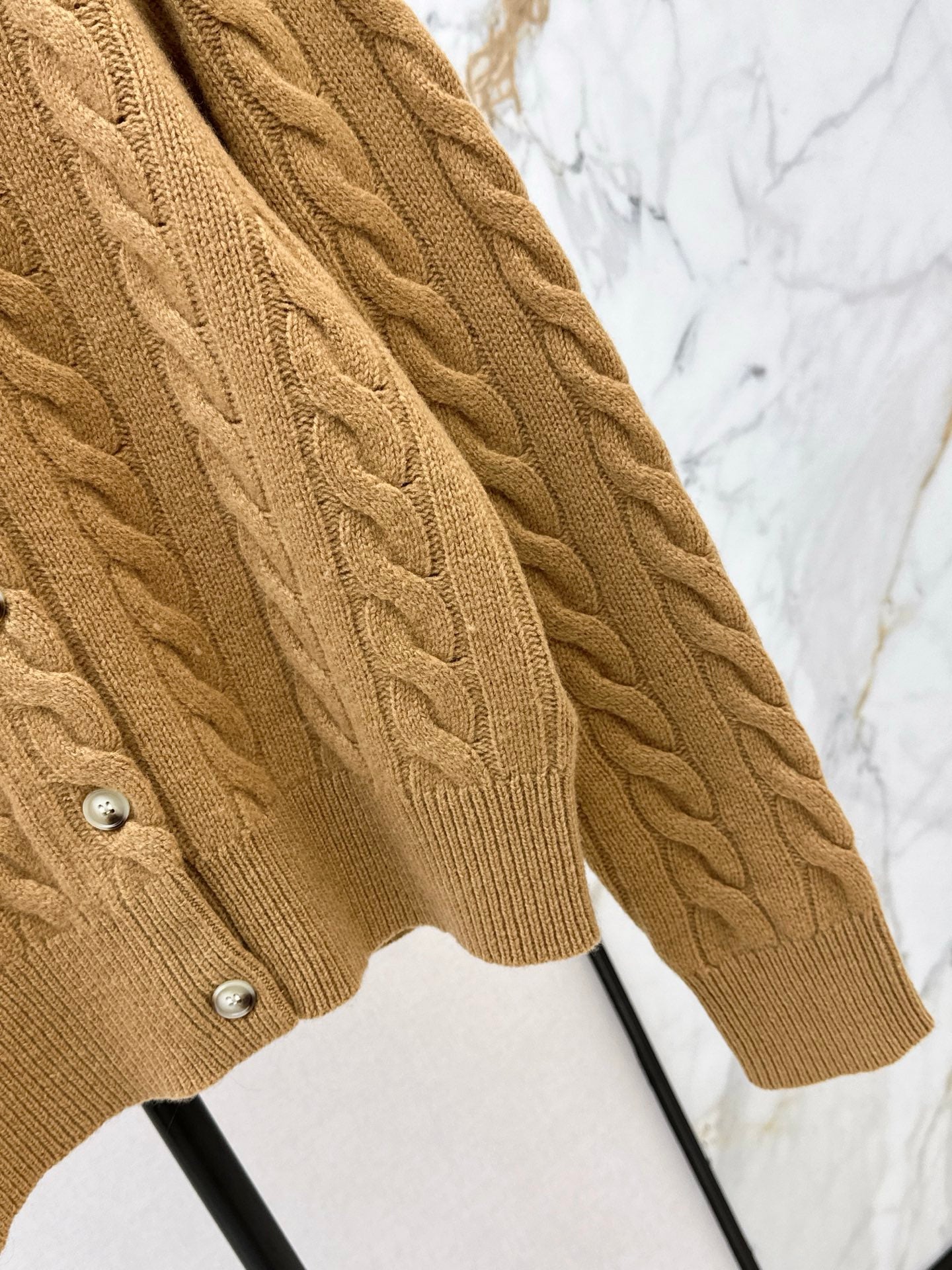 Ra1 NEW cashmere cardigan