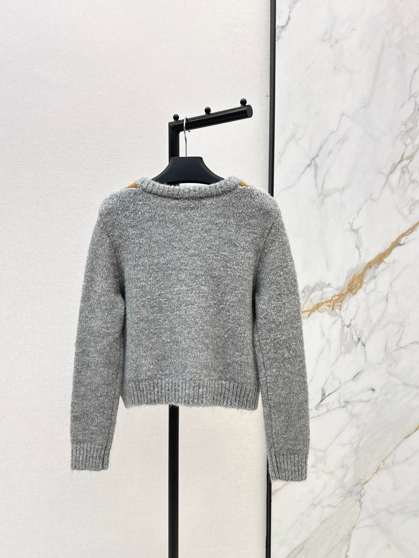 Pra NEW knitted sweater