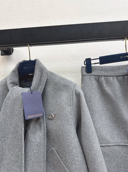 Louis NEW Woolen jacket  skirt set