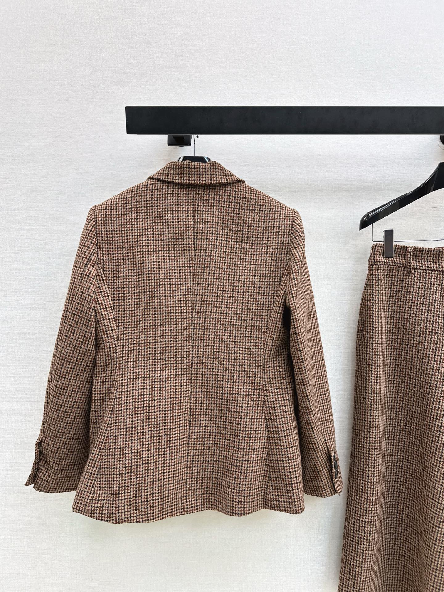 Ce1i NEW plaid blazer