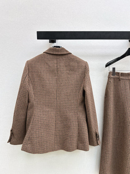 Ce1i NEW plaid blazer