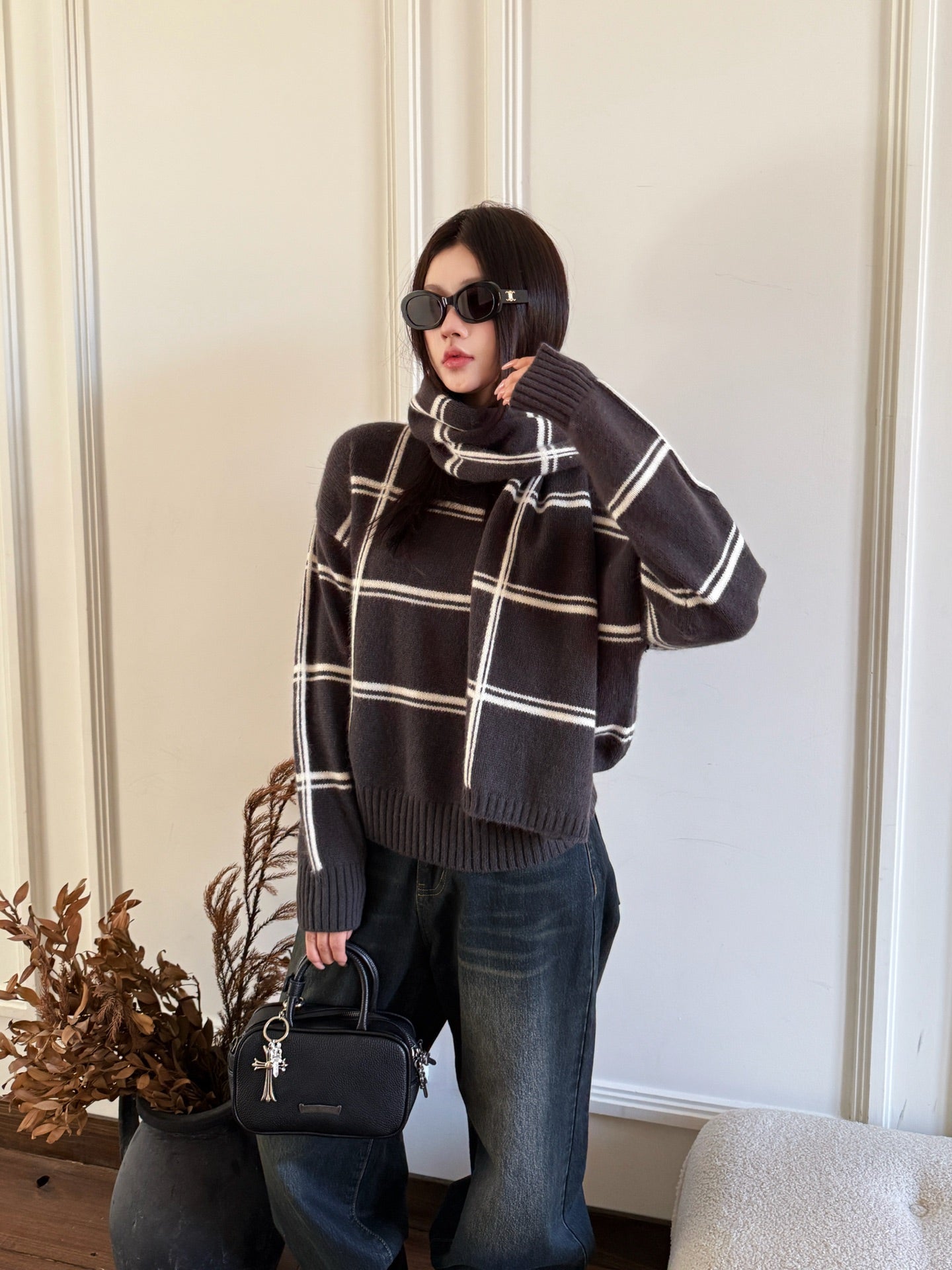 Brun NEW striped sweater + scarf