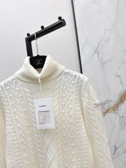 Chan NEW turtleneck knit sweater