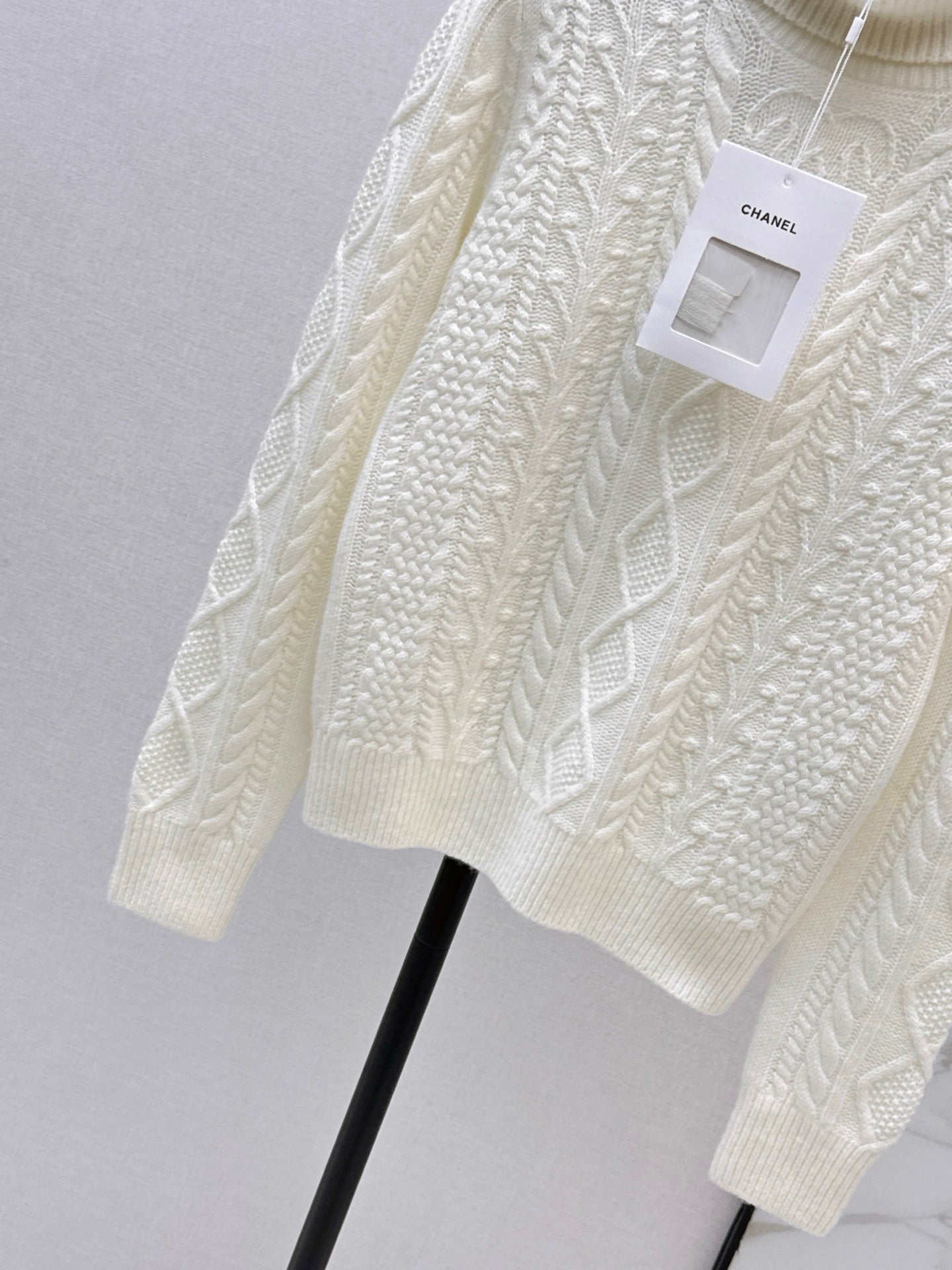 Chan NEW turtleneck knit sweater