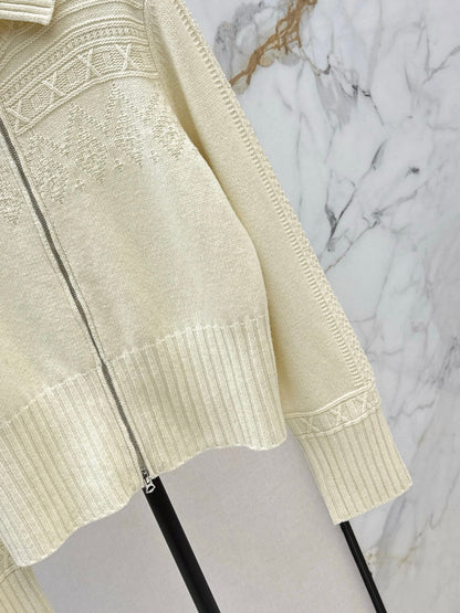 Loe NEW Zippered sweater jacket