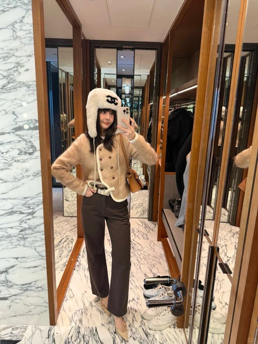 Chan NEW Skiing-themed woolen suit set