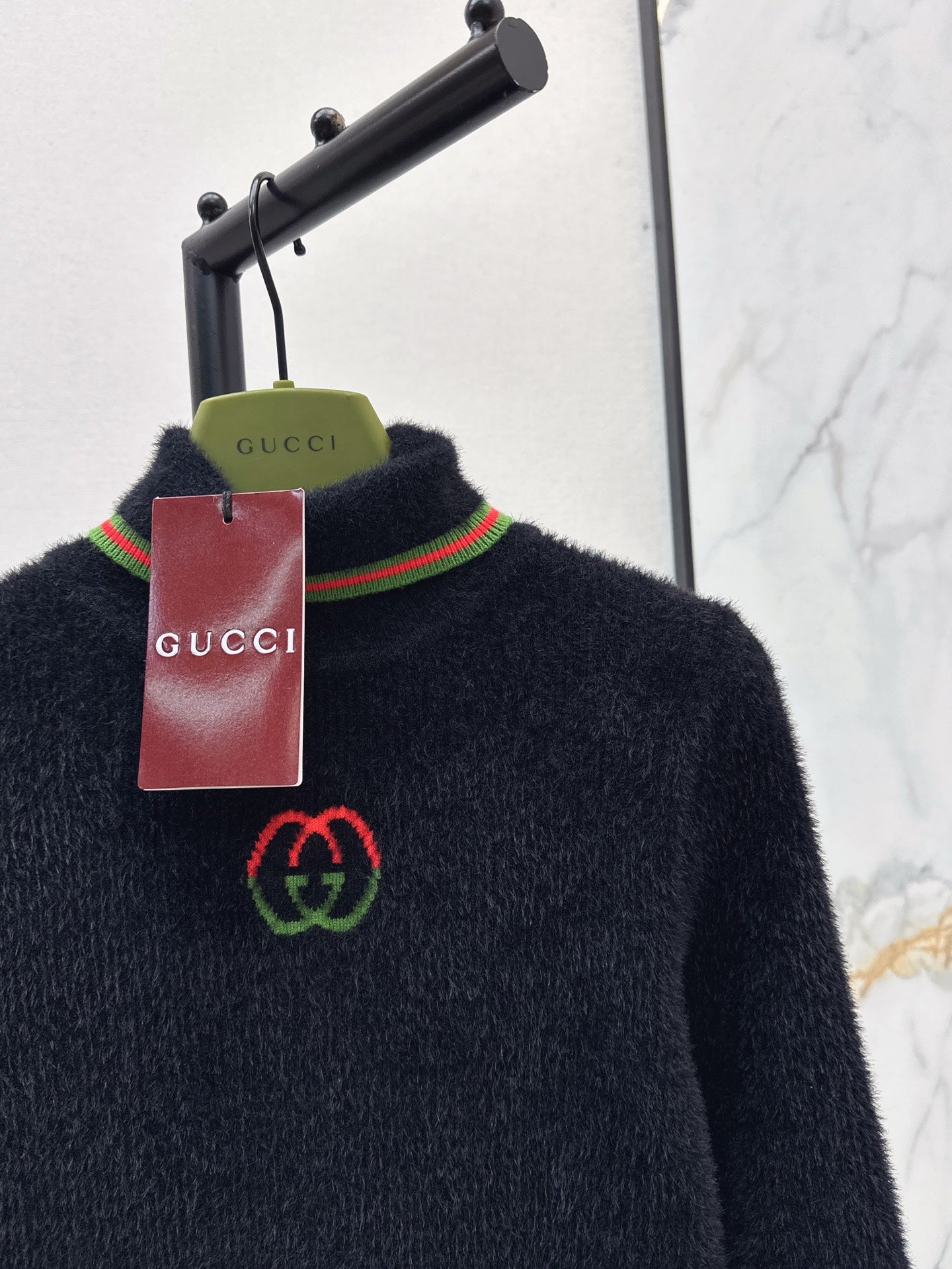 Guc NEW High-neck knitwear