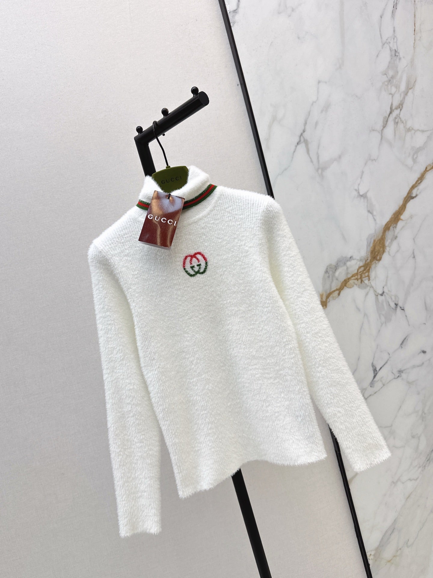 Guc NEW High-neck knitwear