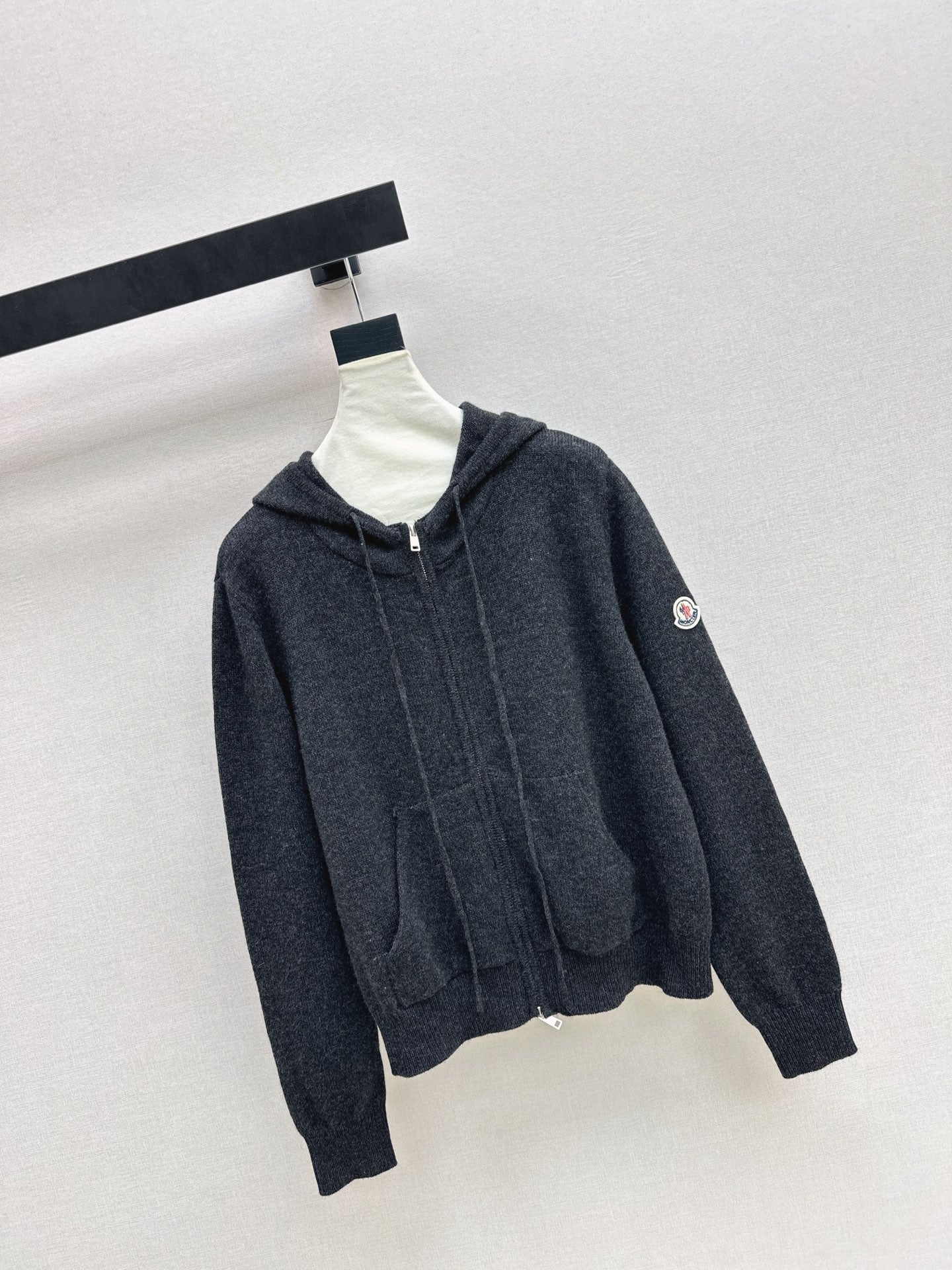 Monc NEW Hooded knitted cardigan