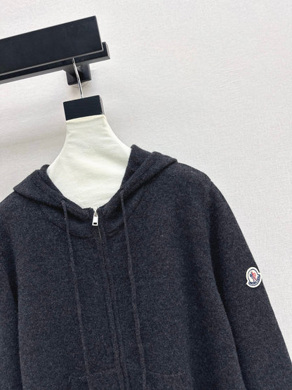 Monc NEW Hooded knitted cardigan