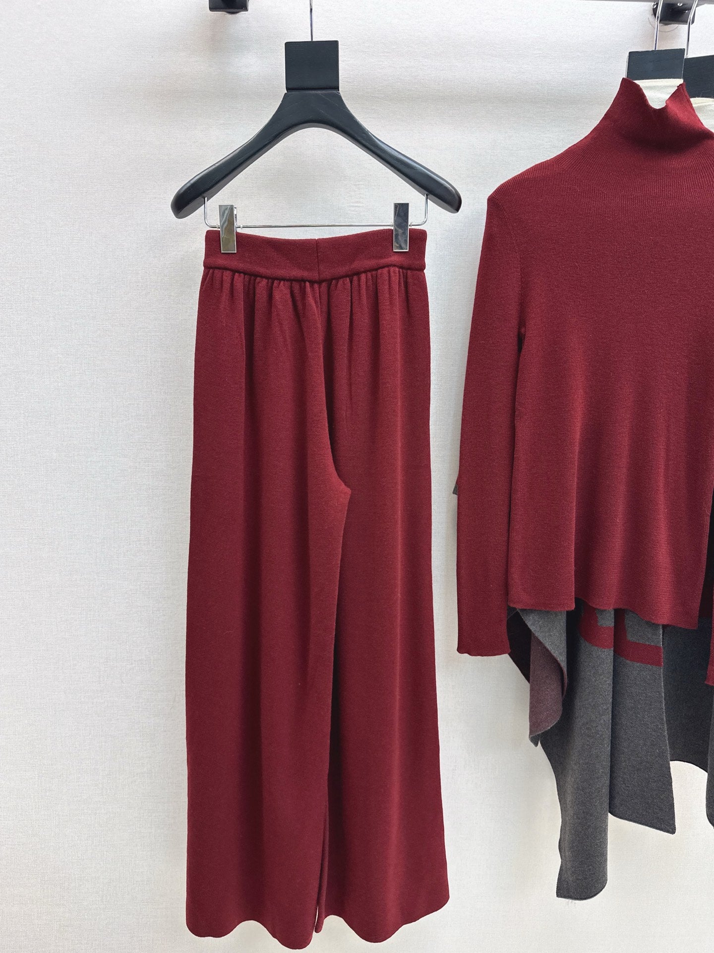 Max NEW Knitted three-piece set