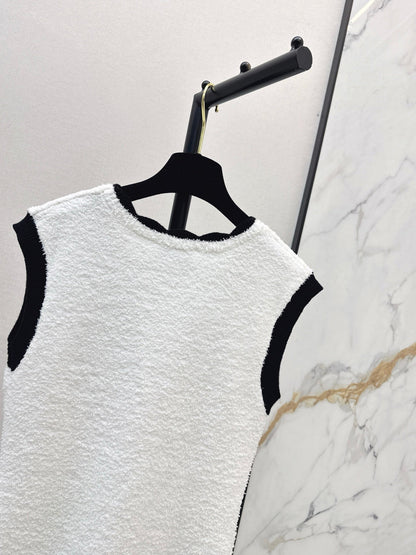 Chan NEW Knitted dress